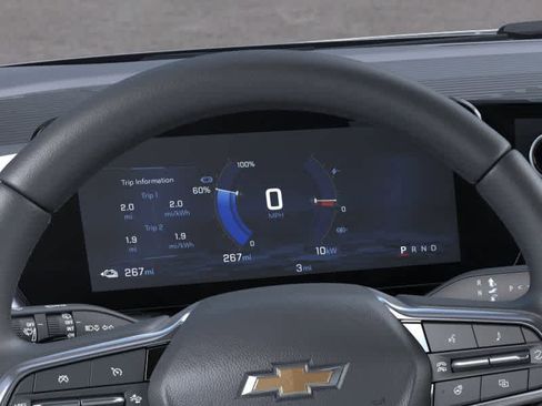 New 2025 Chevrolet Equinox EV LT AWD/4WD image 18