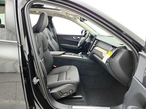 New 2026 Volvo XC60 B5 Plus w/ Protection Package Premier AWD/4WD image 18