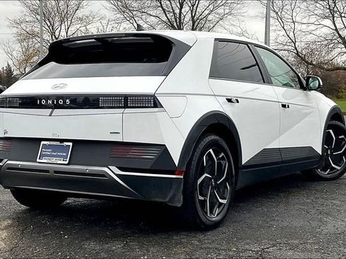 Certified 2024 Hyundai Ioniq 5 SEL image 14