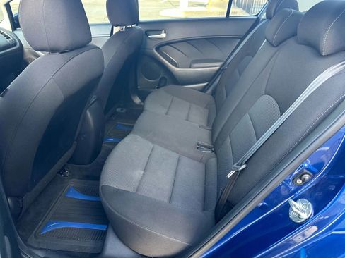 Used 2018 Kia Forte LX image 16
