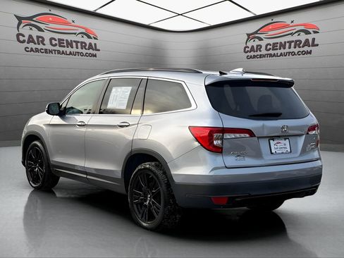 Used 2021 Honda Pilot Special Edition image 3