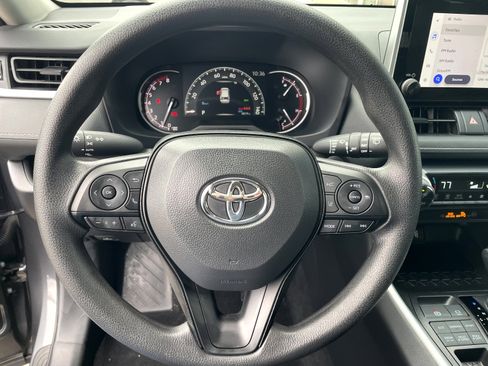 Used 2025 Toyota RAV4 XLE image 13