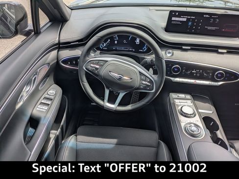 Used 2024 Genesis GV70 2.5T w/ Sport Prestige Package image 18