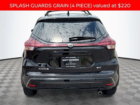 Used 2023 Nissan Kicks SV w/ Exterior Package FWD image 6