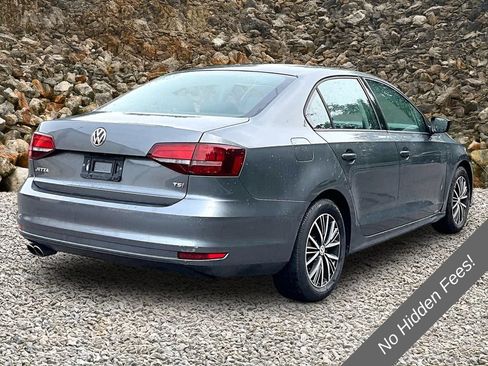 Used 2018 Volkswagen Jetta Wolfsburg Edition FWD image 2