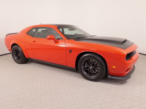 Used 2023 Dodge Challenger SRT Hellcat Redeye RWD image 11
