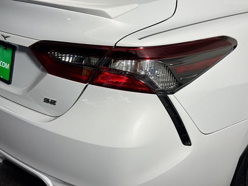 Used 2024 Toyota Camry SE FWD image 33
