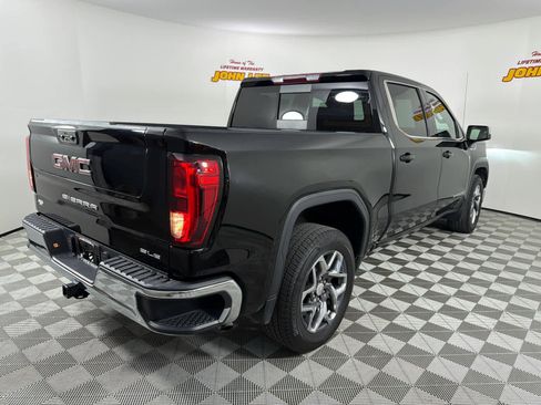 Used 2023 GMC Sierra 1500 SLE w/ Preferred Package RWD image 6