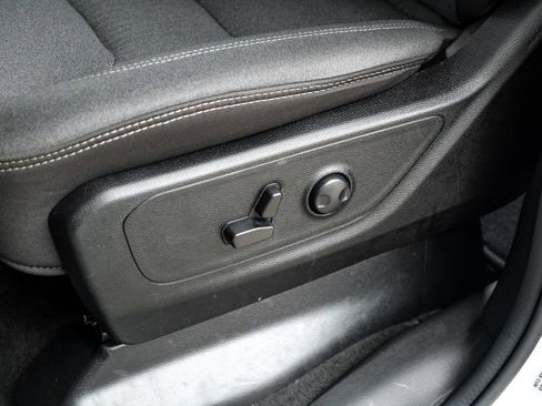 Used 2023 RAM 1500 Big Horn AWD/4WD image 45