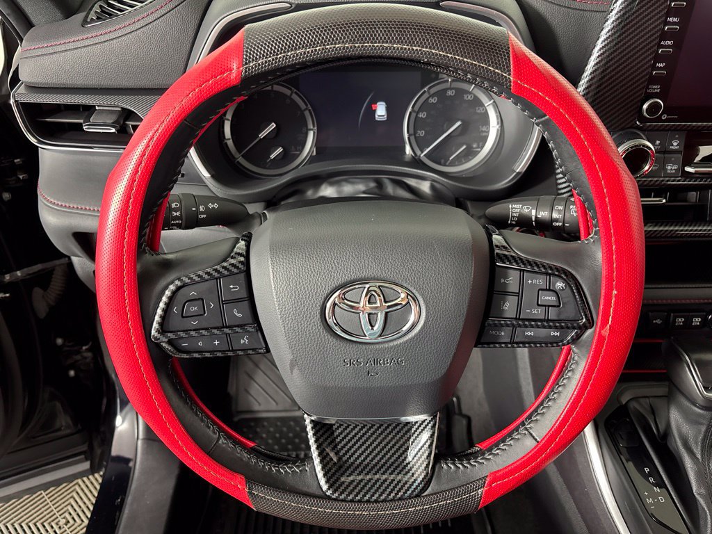 Used 2021 Toyota Highlander XSE FWD image 37