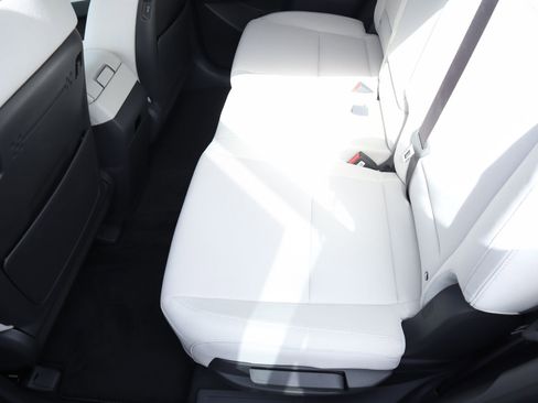 New 2026 Hyundai Santa Fe SE FWD image 16