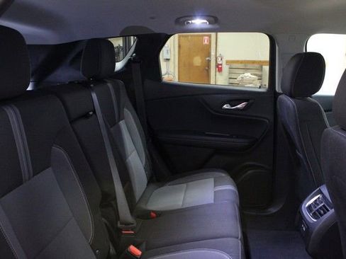 Certified 2025 Chevrolet Blazer LT image 12