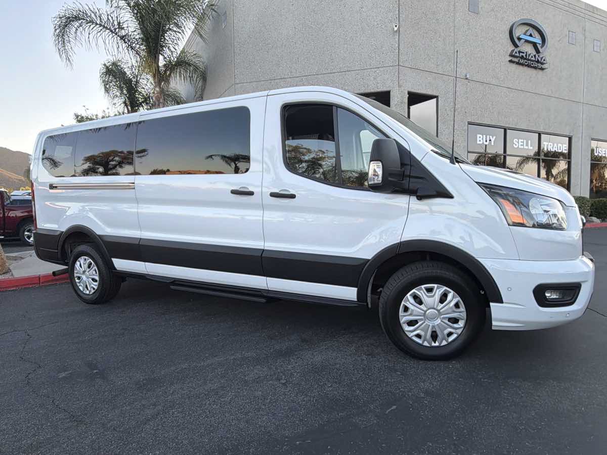 Used 2023 Ford Transit 350 XLT RWD image 10