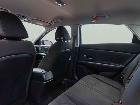 Used 2023 Hyundai Elantra SEL w/ Convenience Package FWD image 22