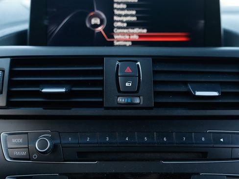 Used 2015 BMW M235i Coupe image 38