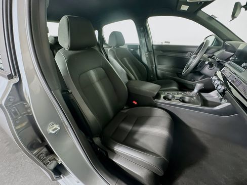 Used 2025 Honda Civic Sport image 29