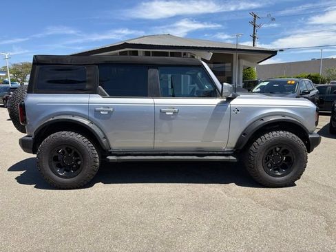 Used 2023 Ford Bronco Outer Banks AWD/4WD image 8