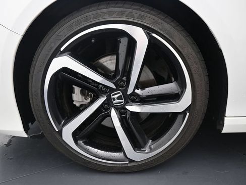 Used 2022 Honda Accord Sport image 14