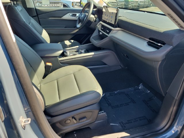 Used 2026 Ford Explorer Active w/ Active Comfort Package RWD image 15