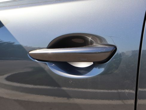 New 2025 MAZDA CX-90 Plug-In Hybrid w/ Preferred image 27