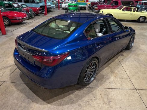 Used 2019 INFINITI Q50 Red Sport 400 AWD/4WD image 17