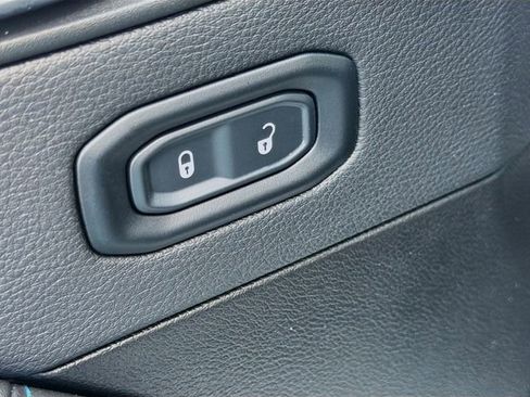 Used 2024 Jeep Wrangler High Altitude image 21