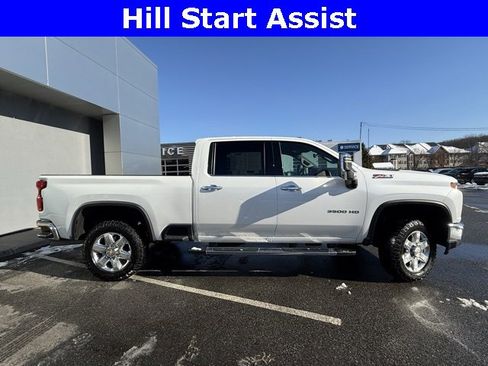 Used 2021 Chevrolet Silverado 3500 LTZ w/ LTZ Premium Package image 8