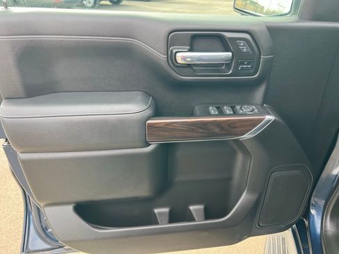 Used 2021 GMC Sierra 1500 SLT w/ SLT Convenience Package image 15