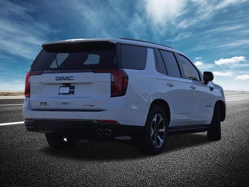 New 2026 GMC Yukon AT4 Ultimate w/ LPO, Floor Liner Package AWD/4WD image 23