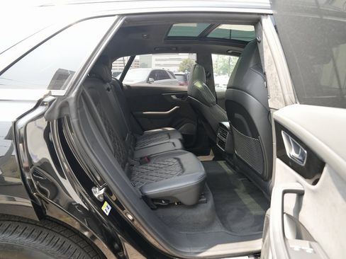 Used 2022 Audi SQ8 Prestige w/ Prestige Package image 21