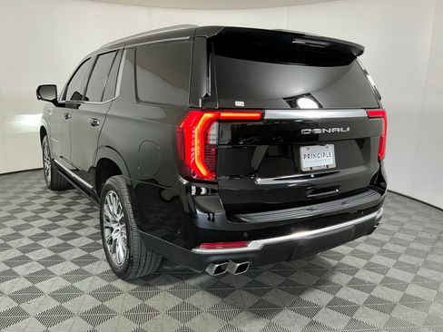 Used 2025 GMC Yukon Denali w/ Sun & Power Step Package AWD/4WD image 7