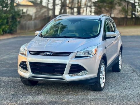 Used 2016 Ford Escape Titanium image 1