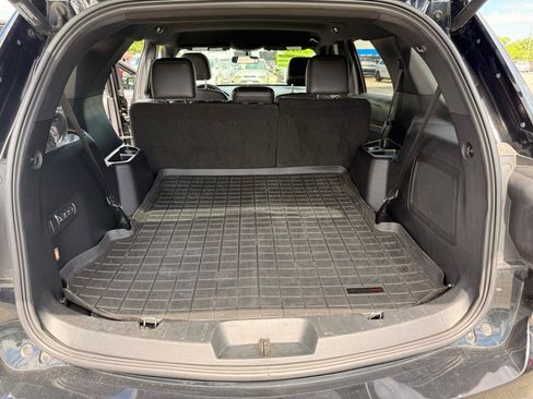 Used 2017 Ford Explorer Limited FWD image 18