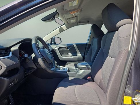 Used 2020 Toyota RAV4 XLE w/ All Weather Liner Package AWD/4WD image 11