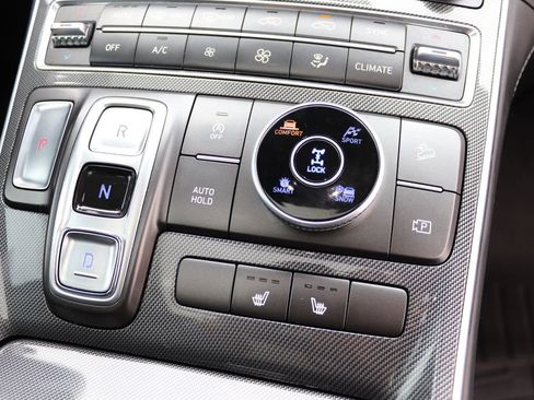 Used 2021 Hyundai Santa Fe SEL w/ Convenience + Premium Package image 13