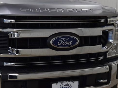 Used 2022 Ford F250 XLT w/ XLT Premium Package image 9