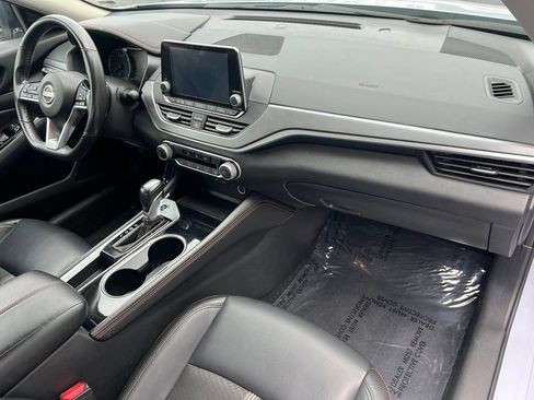 Used 2024 Nissan Altima 2.5 SR FWD image 27