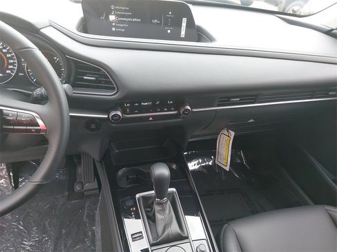 New 2025 MAZDA CX-30 AWD 2.5 S w/ Select Sport Pkg image 20