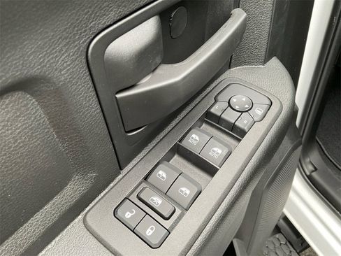 New 2025 RAM 2500 Tradesman image 28