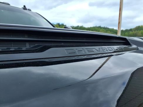 Used 2025 Chevrolet Silverado 2500 LT w/ Trail Boss Package AWD/4WD image 7