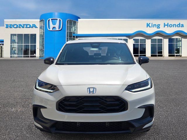 Used 2025 Honda HR-V Sport image 2