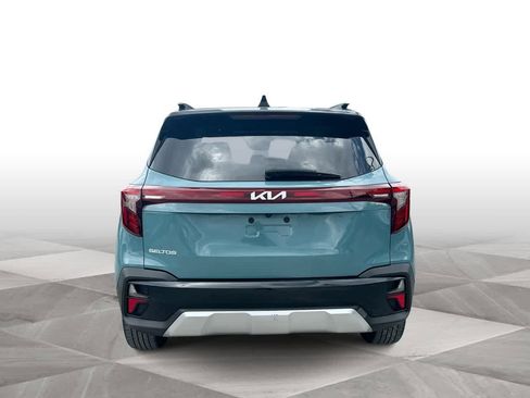 Used 2024 Kia Seltos S FWD image 7