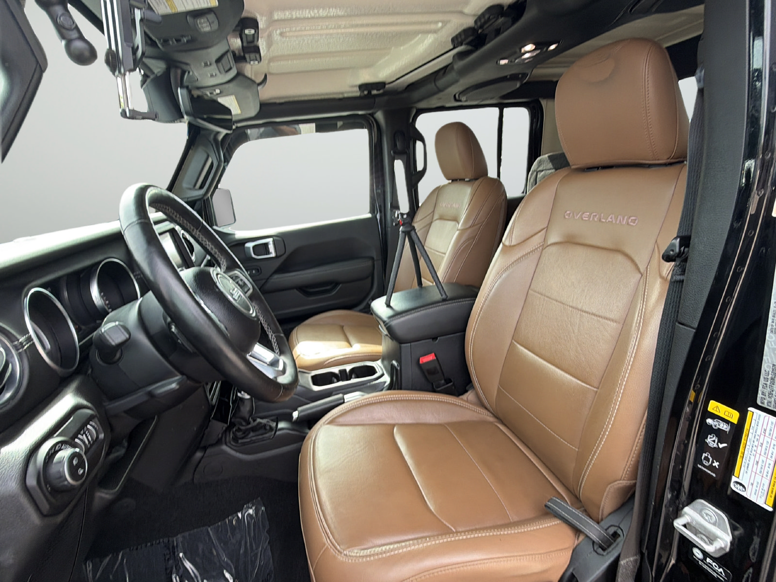 Used 2021 Jeep Gladiator Overland AWD/4WD image 31