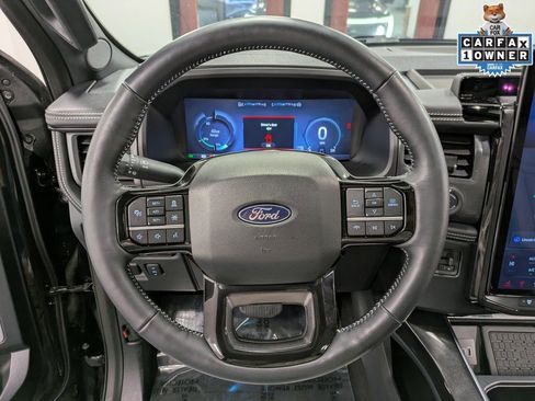 Used 2025 Ford F150 Lightning Platinum image 21