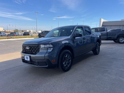 New 2026 Ford Maverick XLT w/ XLT Luxury Package image 3