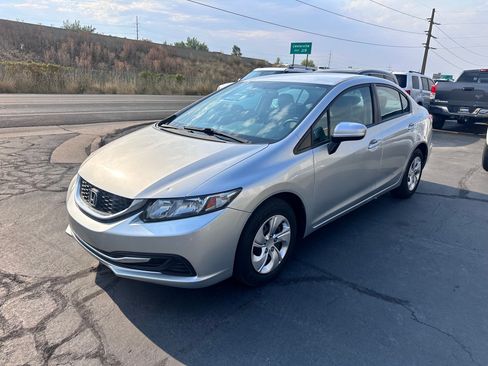 Used 2014 Honda Civic LX image 2