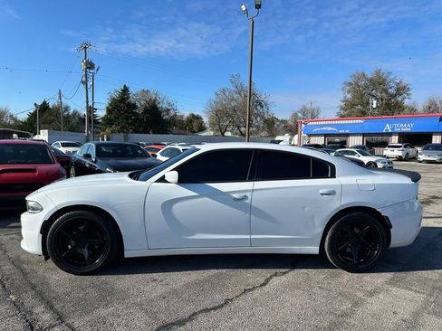 Used 2015 Dodge Charger SXT w/ Premium Group image 33