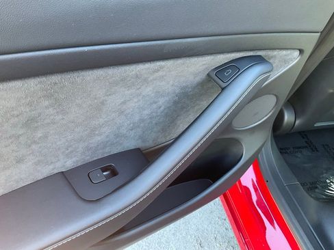 Used 2023 Tesla Model 3 Standard Range image 46