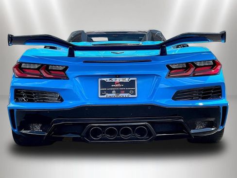 Used 2023 Chevrolet Corvette Z06 w/ Z07 Performance Package RWD image 5