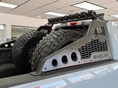 New 2026 Ford F250 Lariat w/ Black Appearance Package AWD/4WD image 8